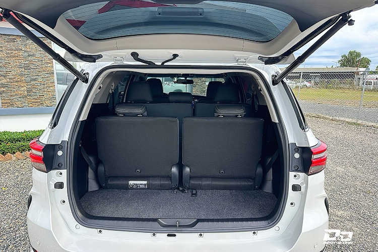 Toyota Fortuner 2024